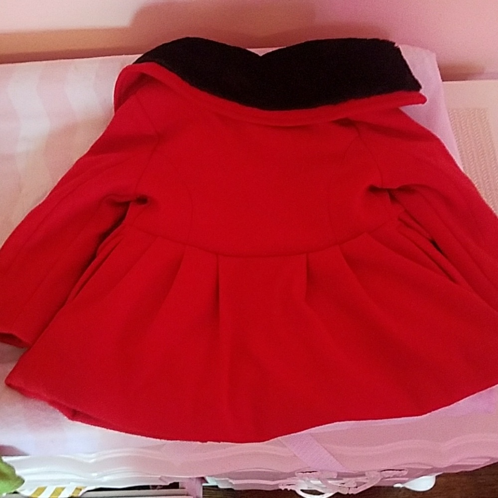 Coat - Picture 2 of 2